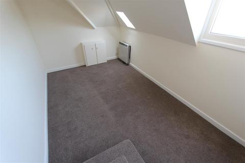 1 bedroom flat to rent, Malmesbury Park Place, Pokesdown