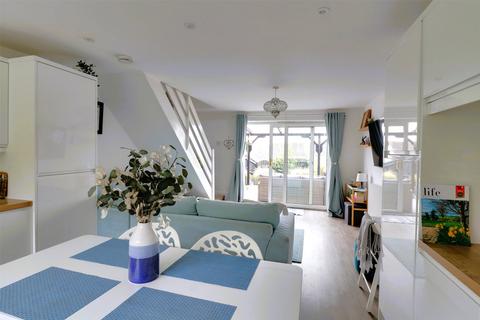 2 bedroom terraced house for sale, Quicks Walk, Torrington, Devon, EX38