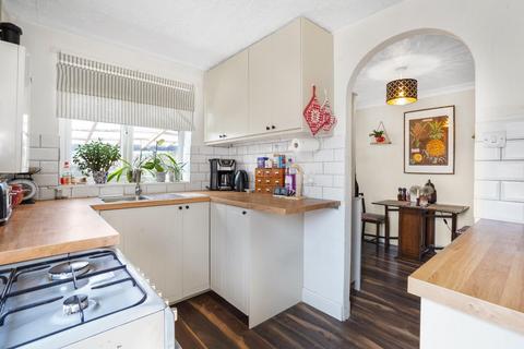 30 Bentley Lane, Leeds, LS6 4AJ