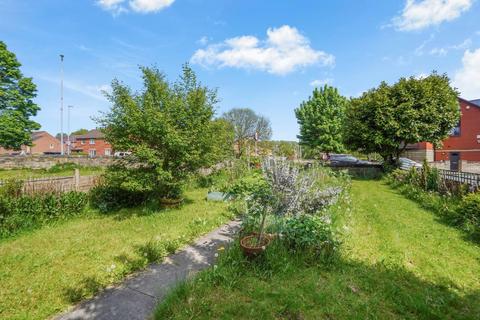 30 Bentley Lane, Leeds, LS6 4AJ