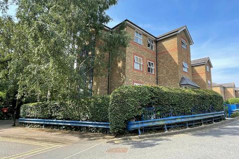 2 bedroom apartment to rent, River Bank Close, Maidstone ME15
