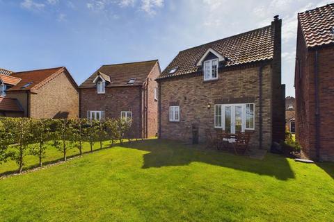 2 bedroom detached house for sale, Seaford Avenue, Moor Road, Filey