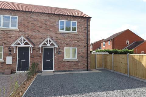 2 bedroom end of terrace house for sale, Watson Drive, Eastrington, Howden