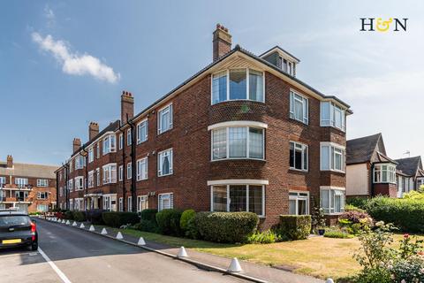 Flat 17, Cranley Court Aldrington Close, Hove, BN3 5UA