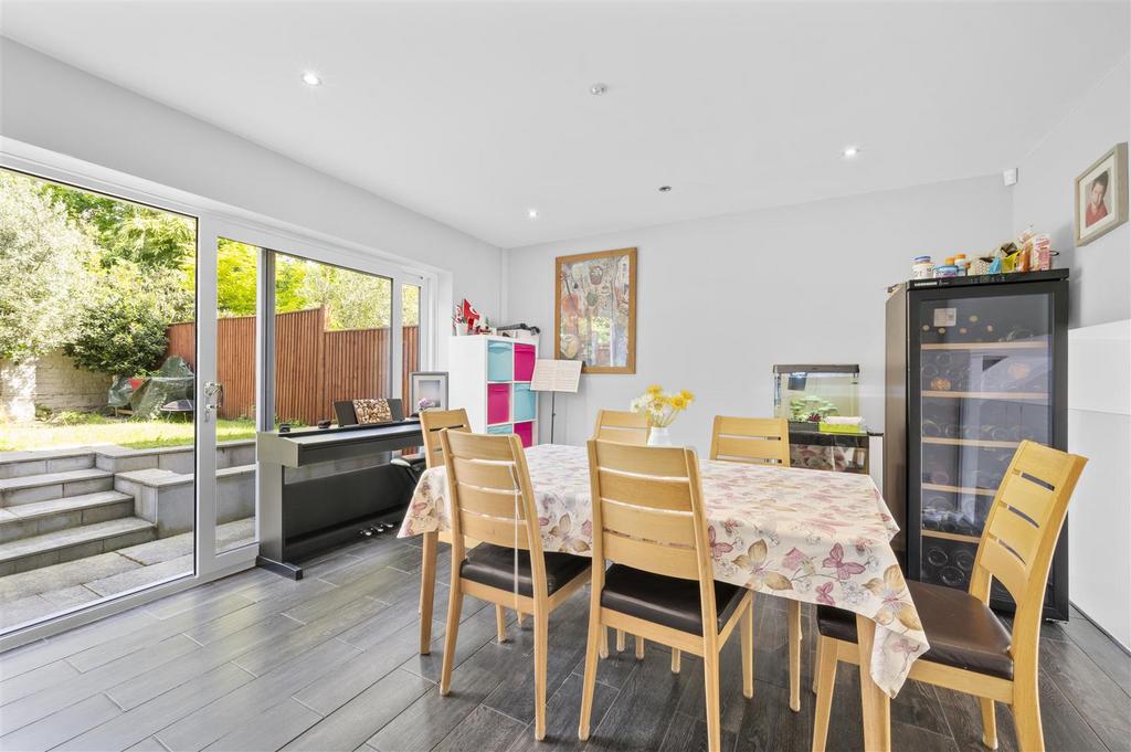 70 Cottenham Park Road,4.jpg
