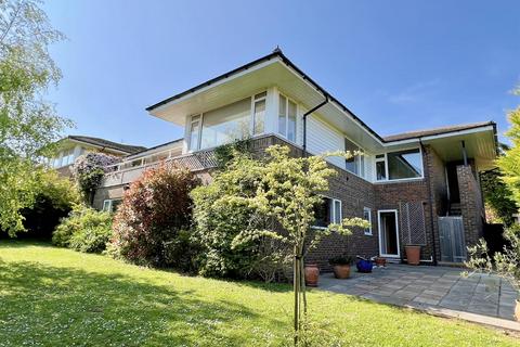 4 bedroom detached house for sale, Meads Brow, Eastbourne