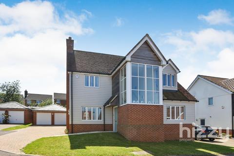 4 bedroom detached house for sale, Tenter Close, Hadleigh IP7