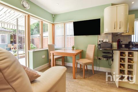 2 Tenter Close, Hadleigh, Ipswich, IP7 5FA