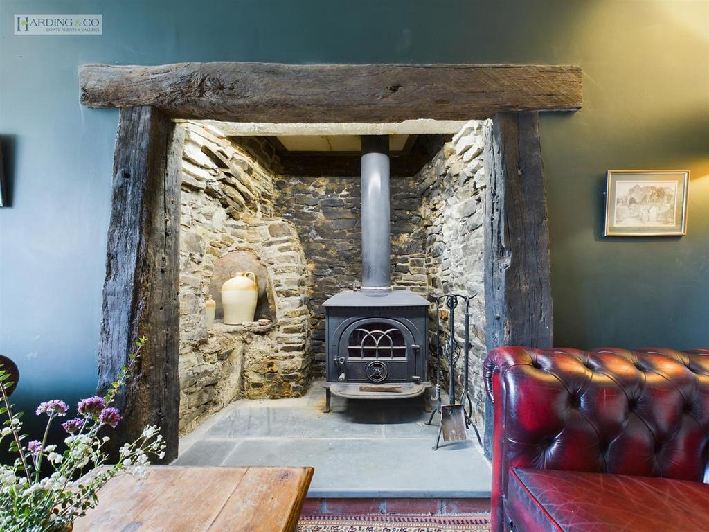 Sitting Room .3.jpg