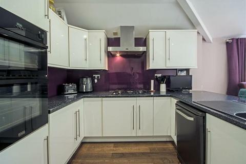111 Birmingham Road, Sutton Coldfield, B72 1LU