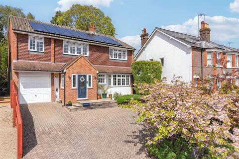 4 bedroom detached house for sale, Doctors Commons Road, Berkhamsted