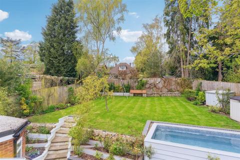 4 bedroom detached house for sale, Doctors Commons Road, Berkhamsted