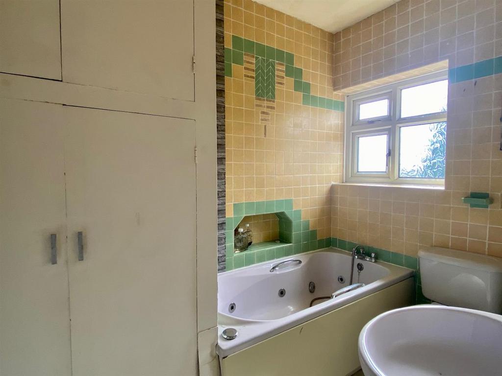 Thumbnail IMG 8857.jpg