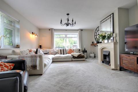 5 bedroom detached house for sale, Ferry Lane, Woodmansey, Beverley