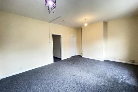 Studio to rent, Severn Street, Leicester