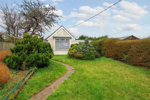 3 bedroom detached bungalow for sale, Chestnut Avenue, Lowestoft