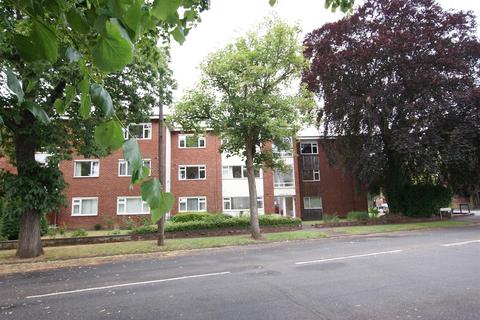 2 bedroom flat to rent, Richmond Court, St Marys Road, Leamington Spa, Warwickshire