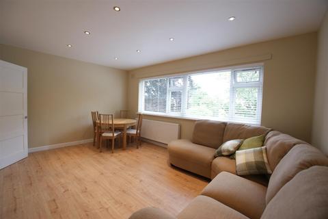 2 bedroom flat to rent, Richmond Court, St Marys Road, Leamington Spa, Warwickshire