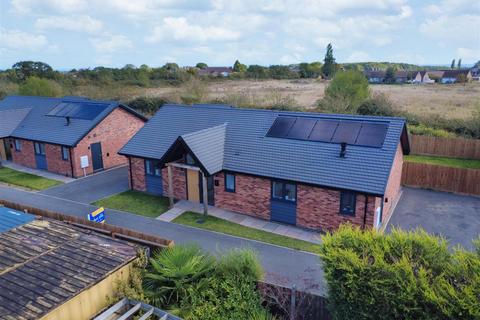3 bedroom detached bungalow for sale, Collared Close, Lambley, Nottingham
