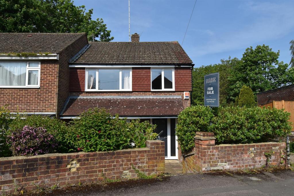 Brookland Close, Hastings TN34 3 bed semidetached house for sale £