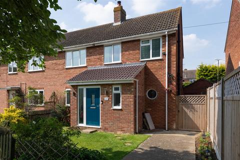 3 bedroom semi-detached house for sale, Robinson Crescent, Harlington