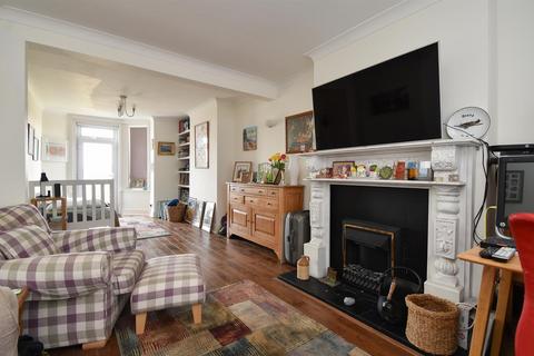 3 bedroom terraced house for sale, St. Thomass Road, Hastings TN34