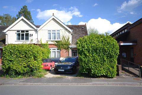 3 bedroom house for sale, Vicarage Road, Verwood