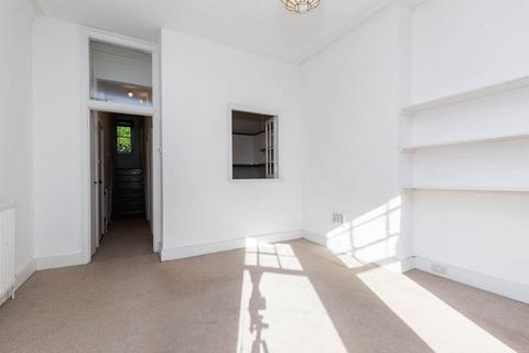 2 bedroom apartment to rent, N6