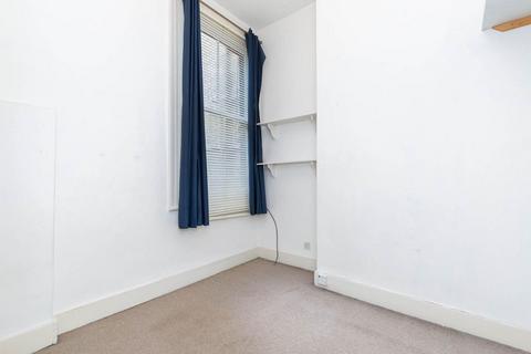 2 bedroom apartment to rent, N6