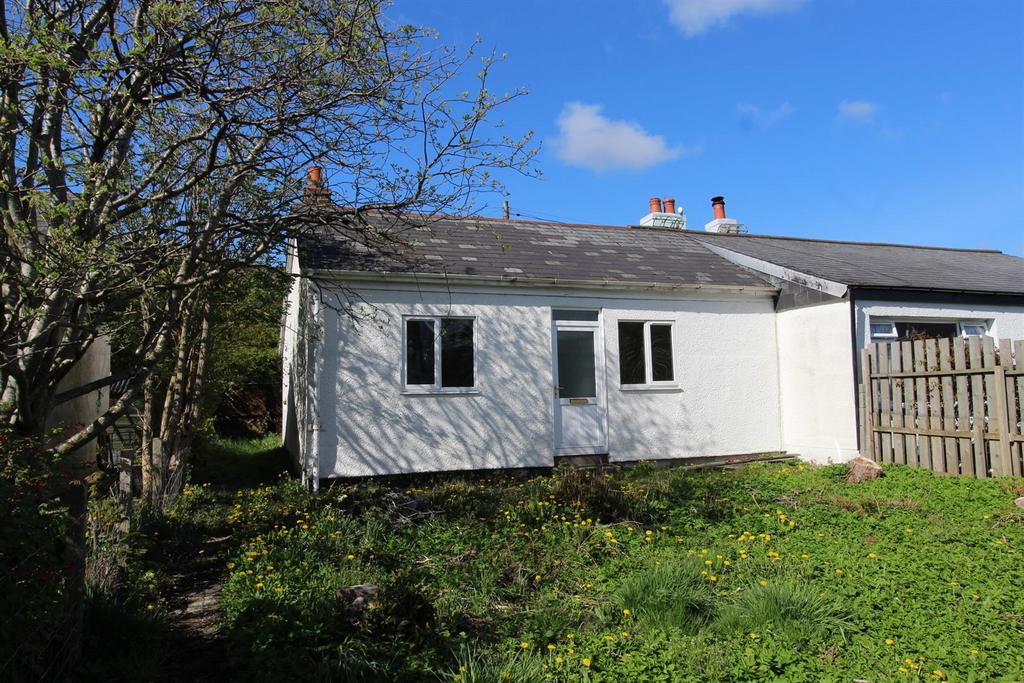 Seaforth Road, Ullapool IV26 2 bed semidetached bungalow for sale £