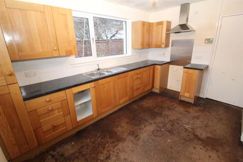 16 Seaforth Road, Ullapool, IV26 2UY