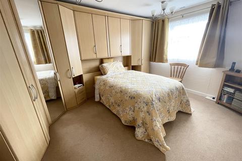 4 bedroom detached house for sale, Sarsen Close, Old Town, Swindon