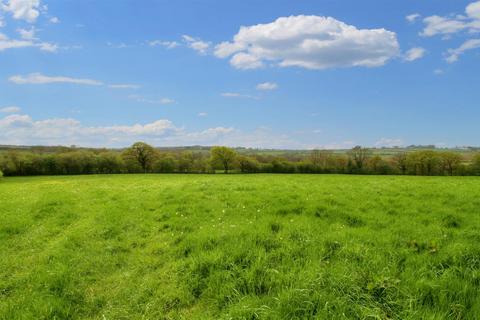 4 bedroom property with land for sale, Glynarthen, Llandysul