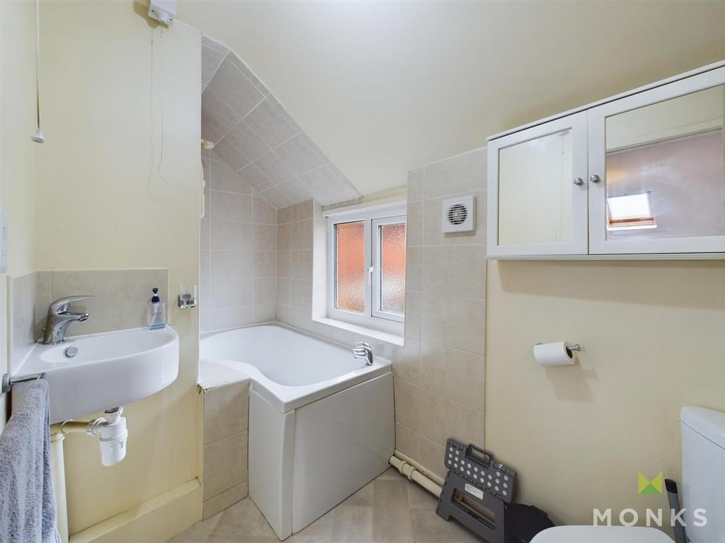 CAM01420 G0-PR0309-STILL012.jpg