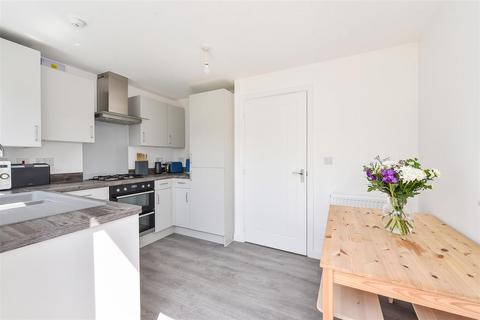 25 Antley Close, Andover, SP11 6SF
