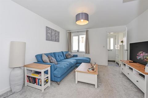 25 Antley Close, Andover, SP11 6SF