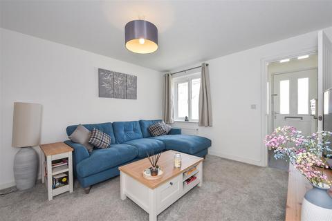 25 Antley Close, Andover, SP11 6SF