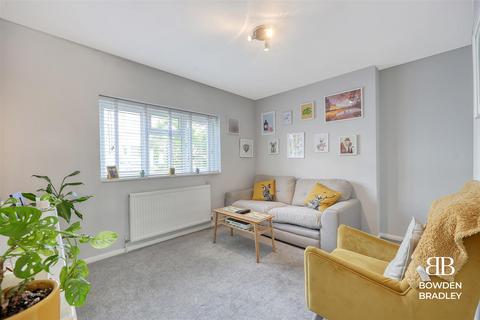 2 bedroom flat for sale, Prospect Road, Woodford Green