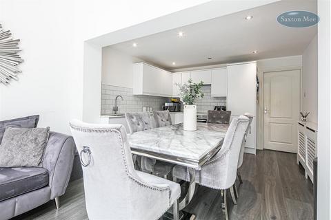 10 Edge Close, Sheffield, S6 1ER