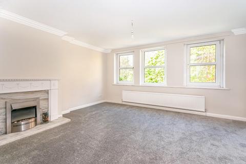 3 bedroom end of terrace house for sale, Lairgate, Beverley, HU17 8EU