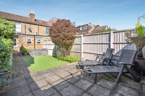 27 Albany Road, Old Windsor, Windsor, SL4 2QD