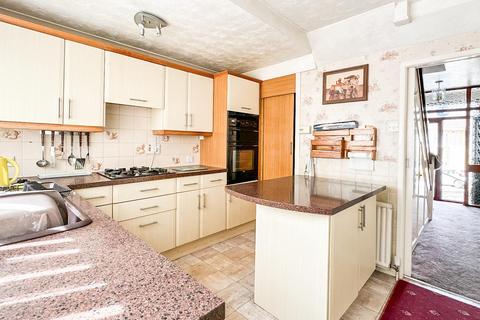 57 Thanet Road, Bristol, BS3 3HY