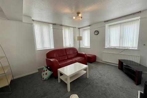 1 bedroom apartment to rent, Cheviot Court, West View, Blaydon, NE21