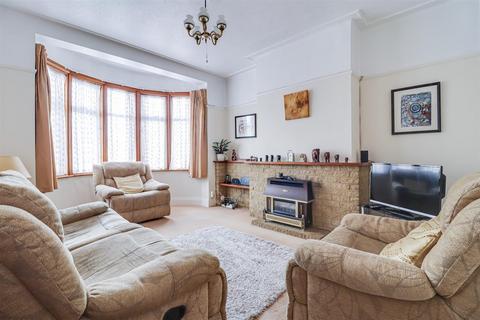3 bedroom terraced house for sale, Marguerite Drive, Leigh-on-Sea SS9