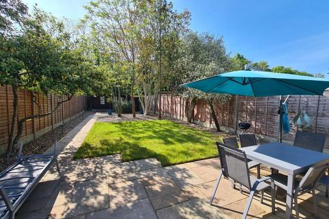 40 Colston Avenue, Carshalton, SM5 2NU