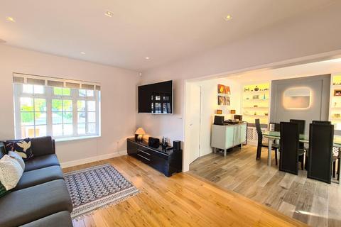 40 Colston Avenue, Carshalton, SM5 2NU