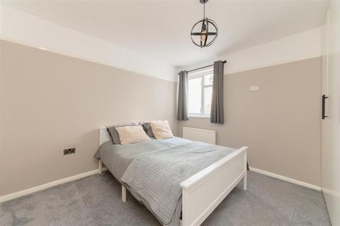 2 bedroom flat for sale, Abercorn Road, Mill Hill