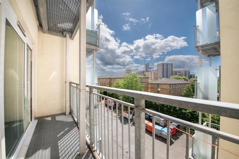 2 bedroom flat for sale, Heritage Avenue, Colindale, London