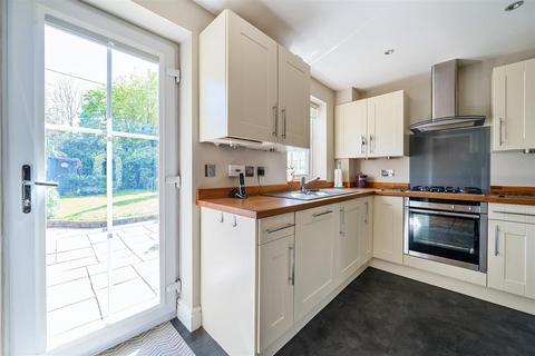 18 Grensell Close, Eversley, Hook, RG27 0QQ