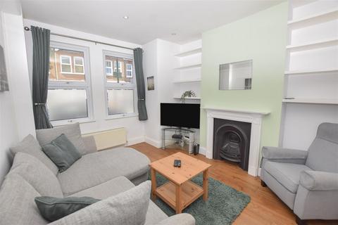20 University Road, London, SW19 2BX